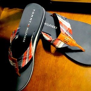 Tommy Hilfiger summer sandals sz 7/8 🩴